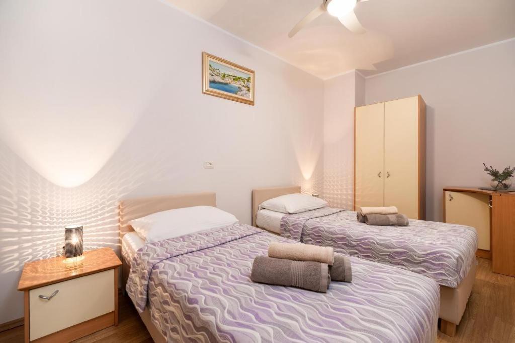 Apartments Dea Caeli Vela Luka Eksteriør bilde