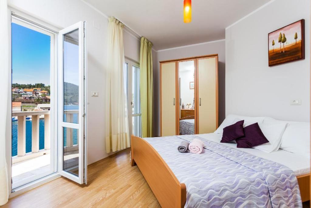 Apartments Dea Caeli Vela Luka Eksteriør bilde